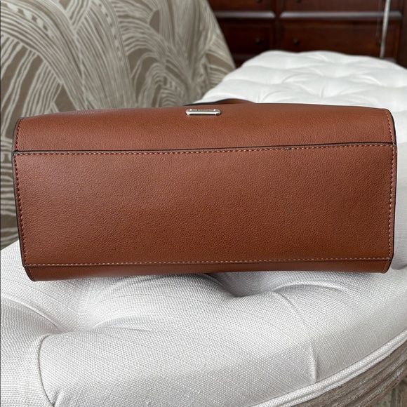 CHAPS shoulder tote bag - Picture 4 of 11